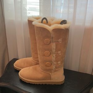 Fuzzy Uggs